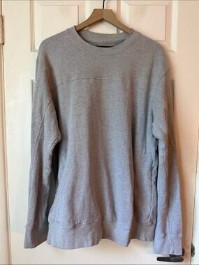 Alo Light Grey Pullover Sweatshirt medium